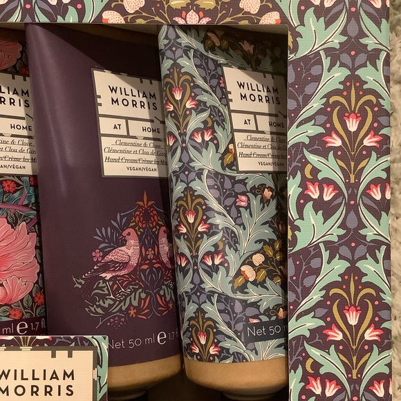 William Morris At Home Luxury Scented Hand Cream Set of 4 NWT 4x1.7oz Clementine - Picture 4 of 16